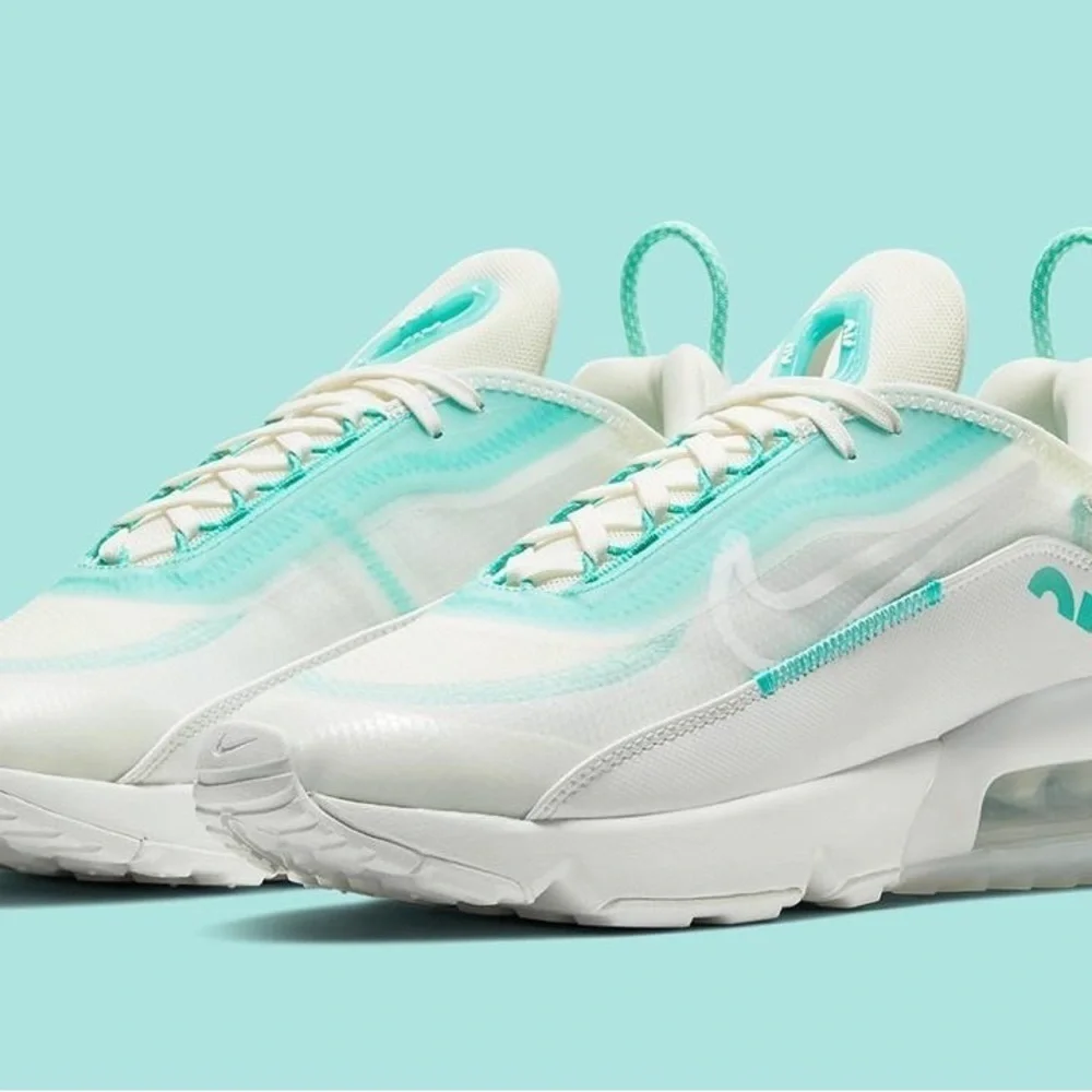 Nike air max 2090 white baby blue shoes sneakers